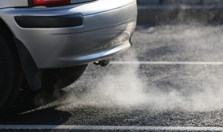 516027 3 averias coche segun color humo escape
