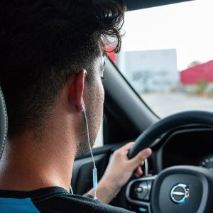 Cómo escuchar la música de YouTube en el coche 8 Cómo escuchar la música de YouTube en el coche