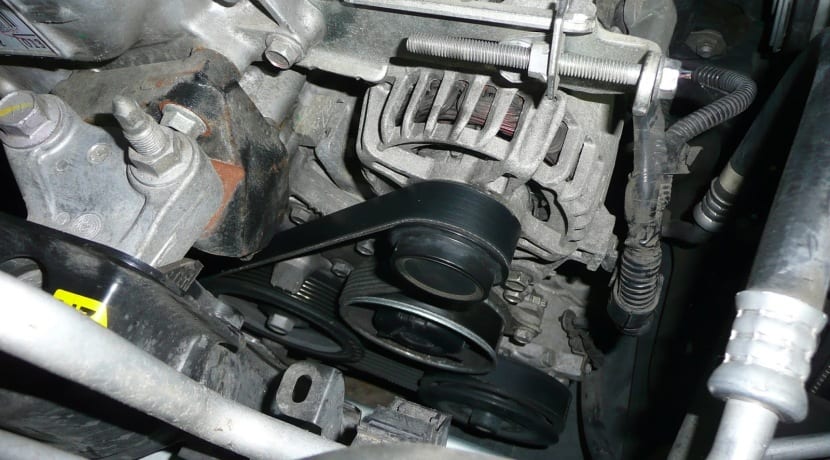 Correa del alternador en buen estado