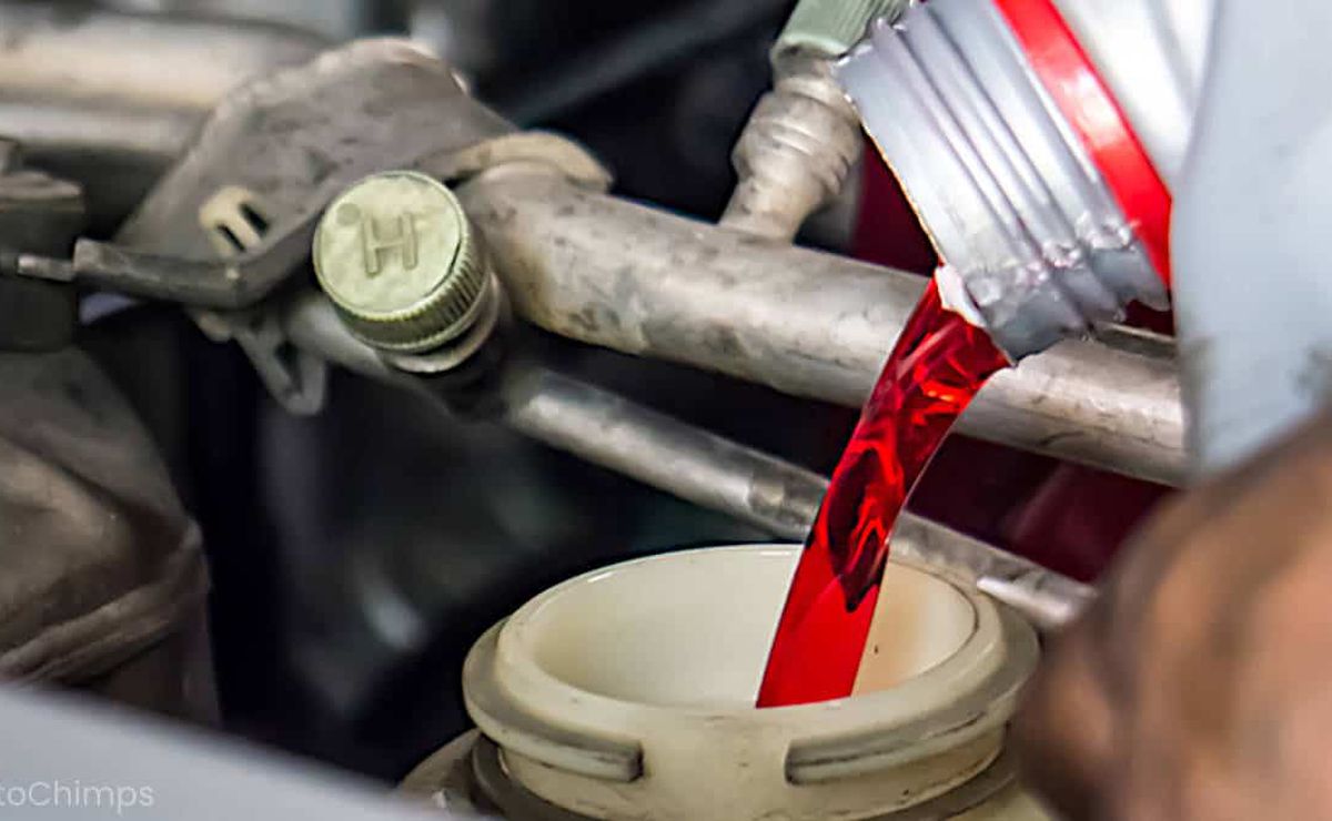 Aceite de transmisión siendo cambiado correctamente