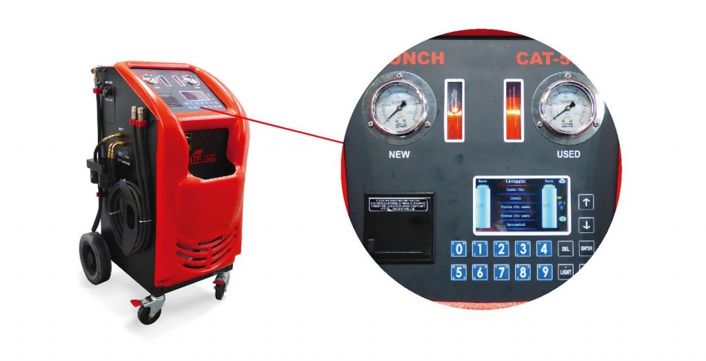 Aceite de transmisión automática siendo cambiado