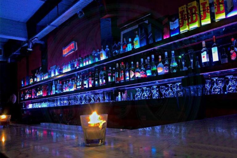 bar boliche