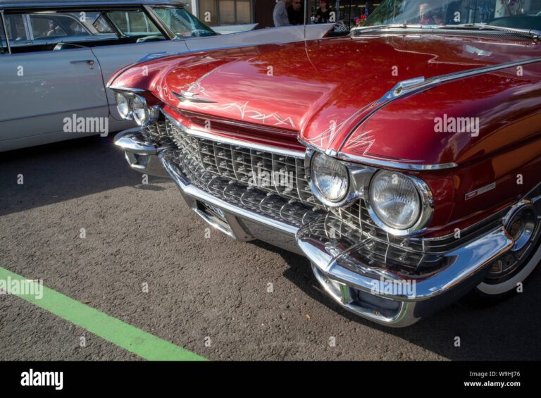 Las mejores prácticas para el mantenimiento de la pintura de tu Cadillac 1 brillo impecable en un cadillac reluciente 1