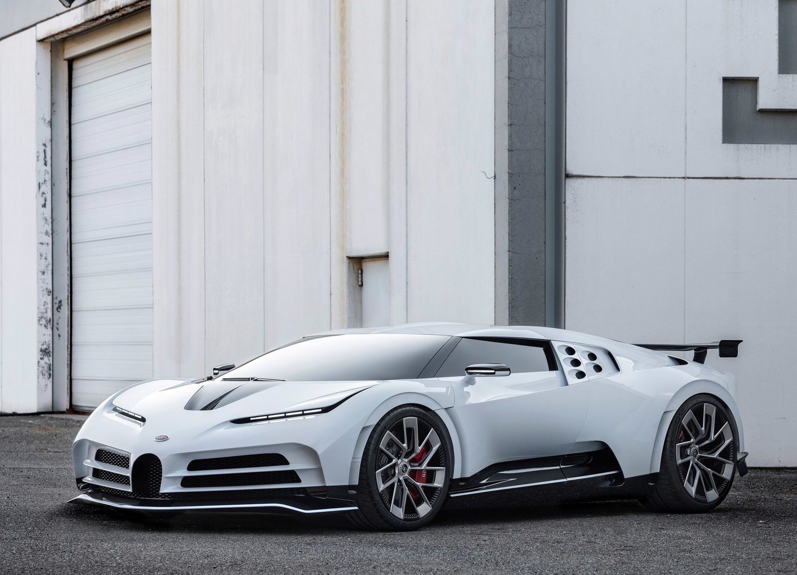 Comparación de vehículos con 100 caballos fuerza