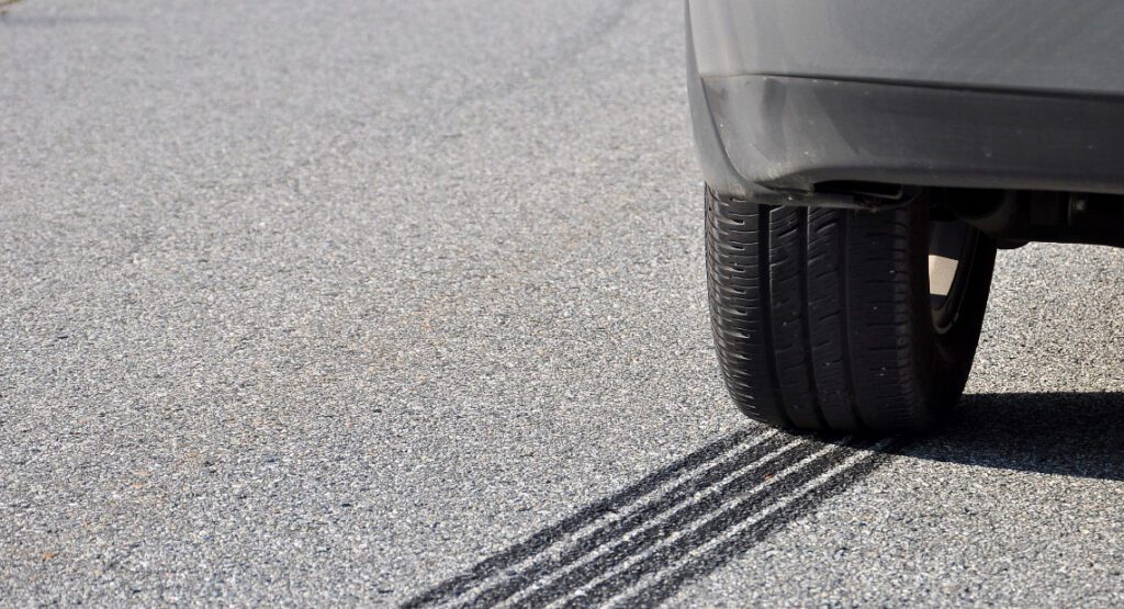 La importancia de mantener los frenos del coche en buen estado 3 La importancia de mantener los frenos del coche en buen estado