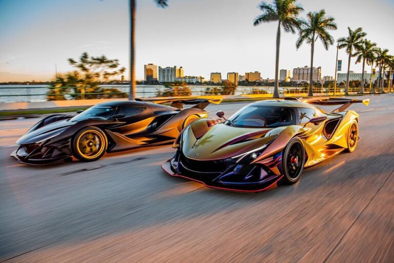 coche golden dragon en la carretera 2
