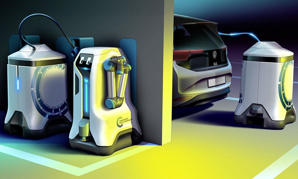 Cuánto hay que conducir para que se cargue la batería 3 Batería de coche siendo recargada automáticamente