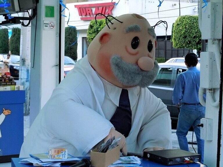 dr simi