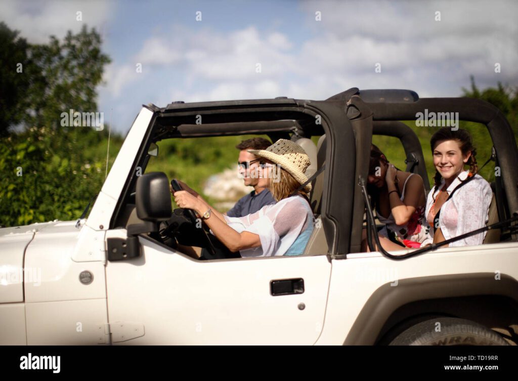 familia explorando en un suv todo terreno