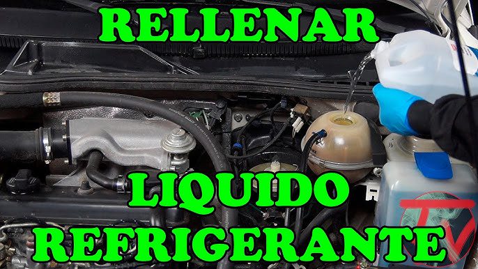 Por qué se sube y se baja la temperatura de mi carro 5 Refrigerante de carro siendo rellenado correctamente