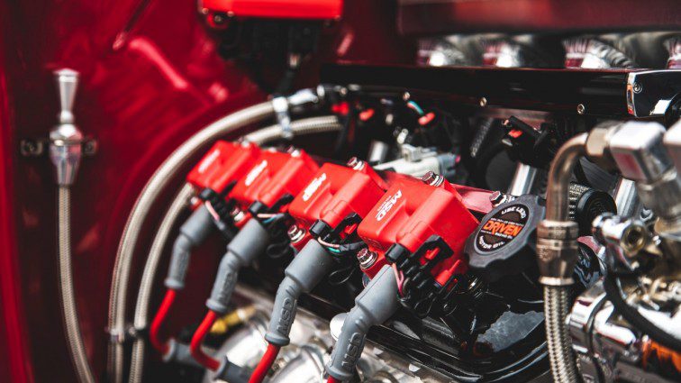 Por qué pasa gasolina cruda al motor: Causas y soluciones 3 Motor de automóvil con sistema de inyección