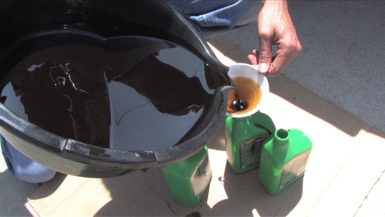 Reciclaje de aceite de motor usado