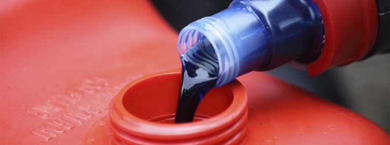 mezclar aceite y gasolina 1