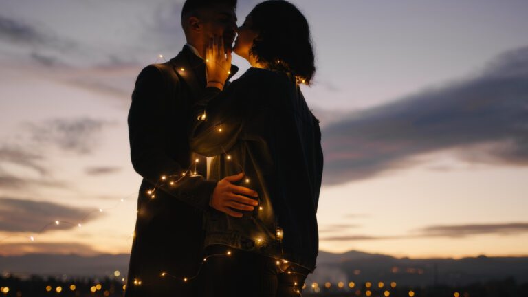 Qué significa "lo que es para ti te encuentra" 1 pareja ideal