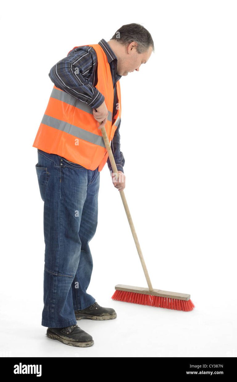 sweeper personal trabajador barriendo la limpieza con besom cy387n